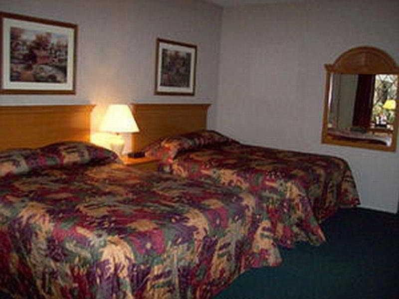 Travelodge By Wyndham Bedford Cameră foto