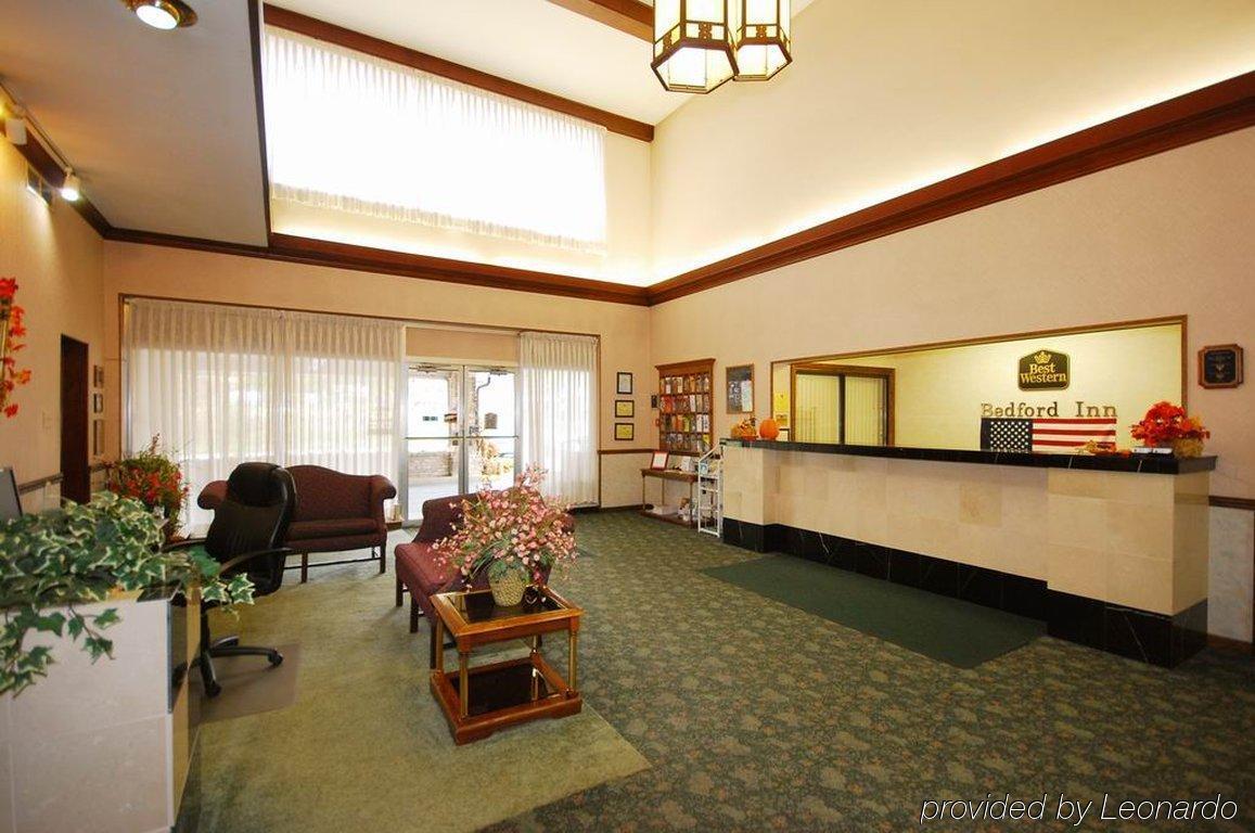 Travelodge By Wyndham Bedford Interior foto